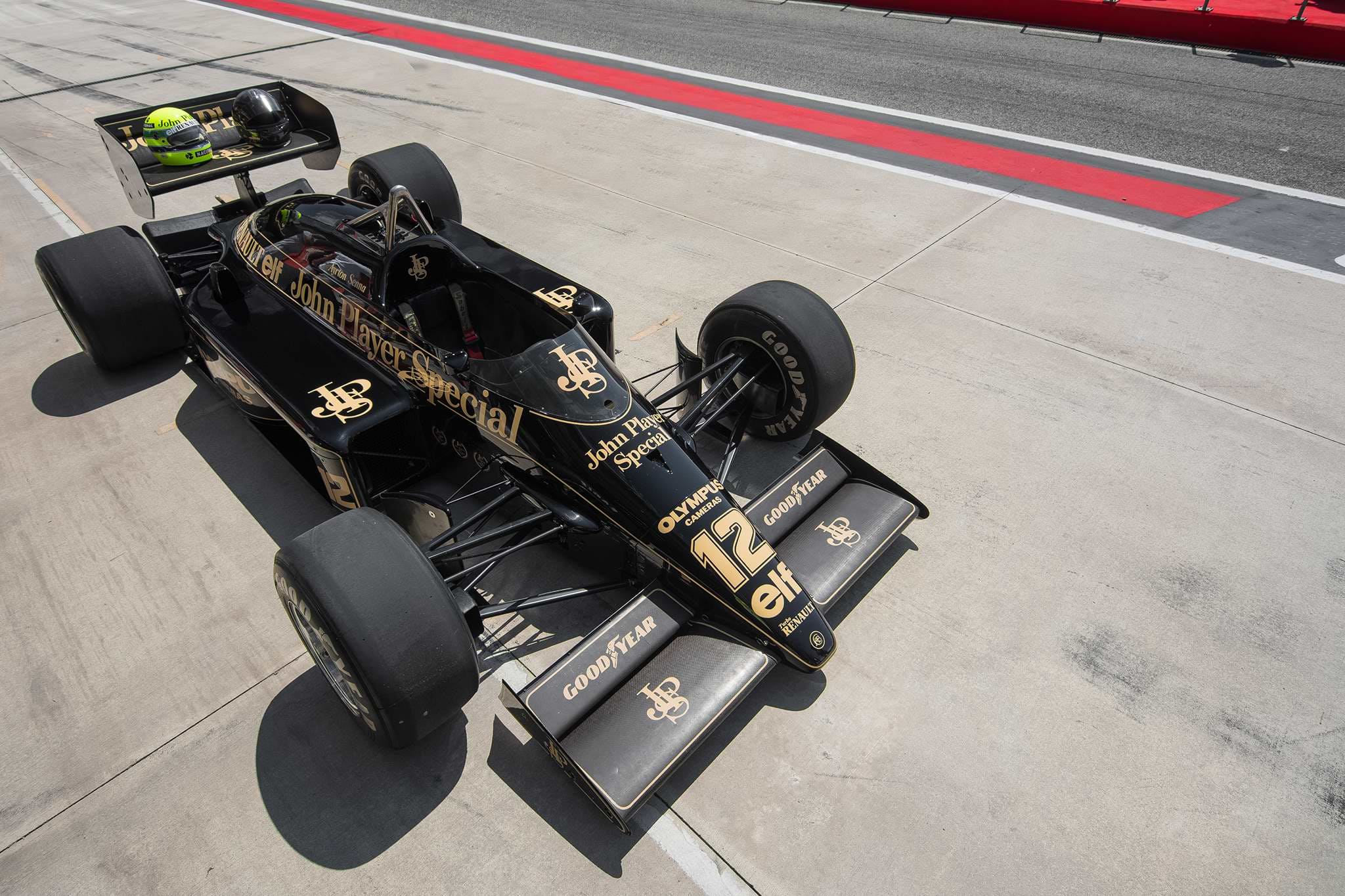 lotus_97t_sennaday_imola_racetrackstudio_umberto_buoro.jpg